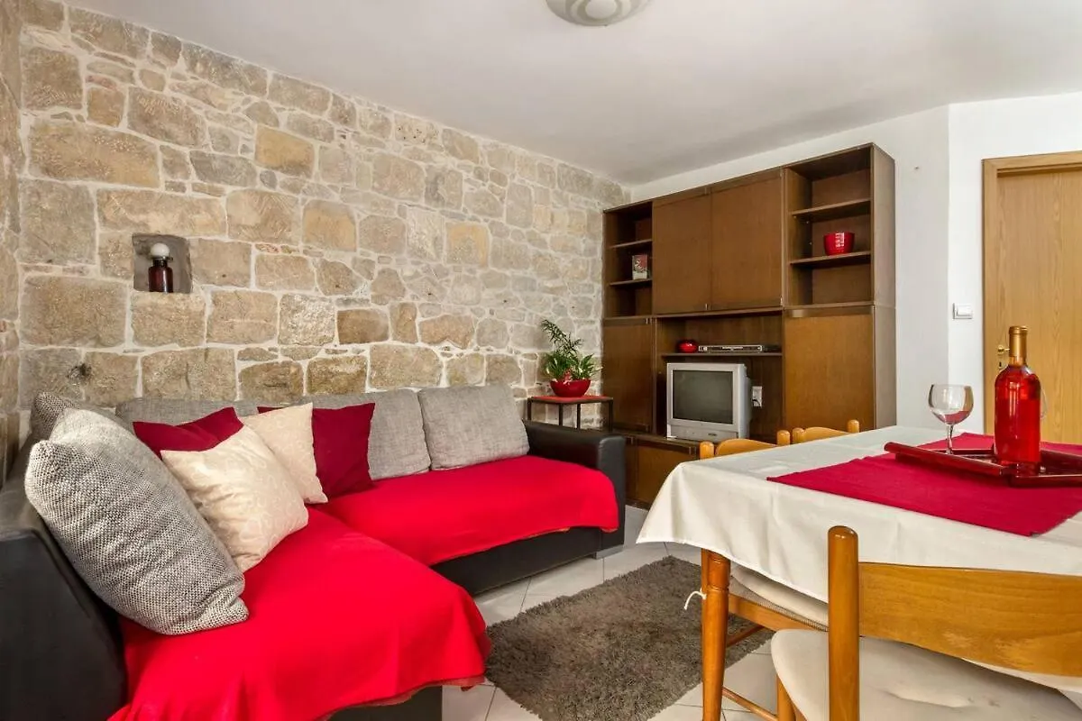Aparrtment Terra- Combine Beach&Old Town Split Apartmán